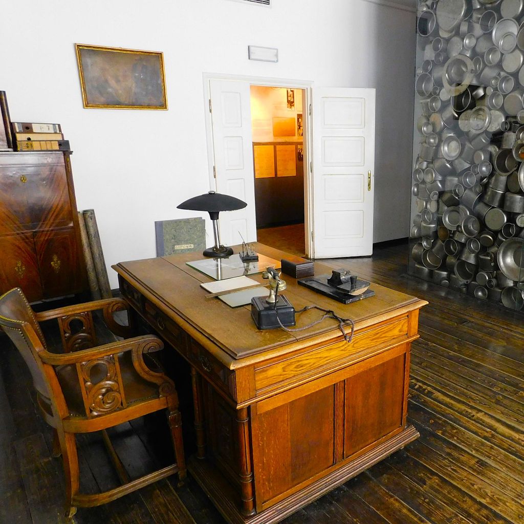 Schindler’s Factory and the Kraków Ghetto